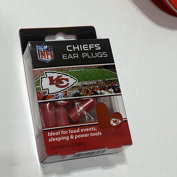 Kansas City Chiefs Snapback Hat And Earplugs NFL Buffalo Outdoors Brand - Picture 3 of 8